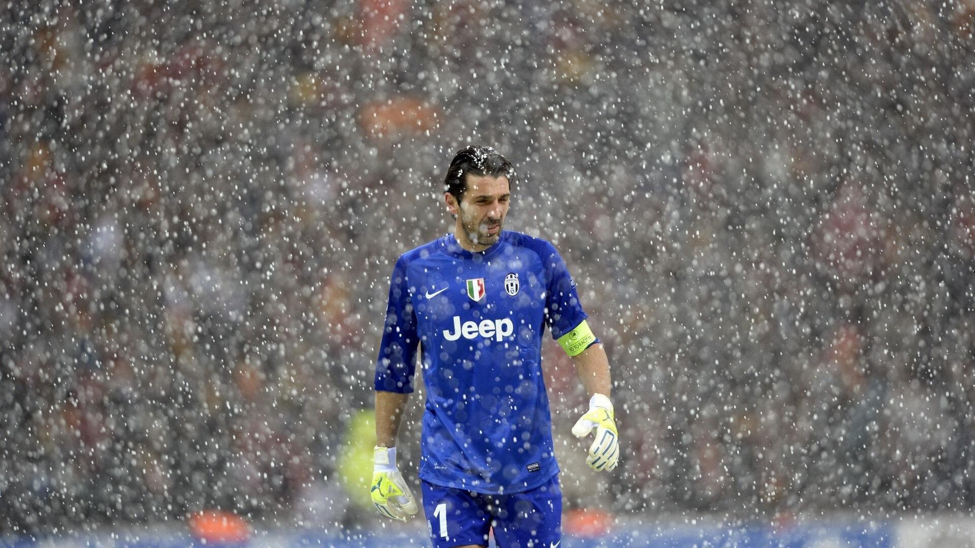 中超赛场见证青春风暴!18岁新星一剑封喉,成都蓉城爆冷力克武汉三镇