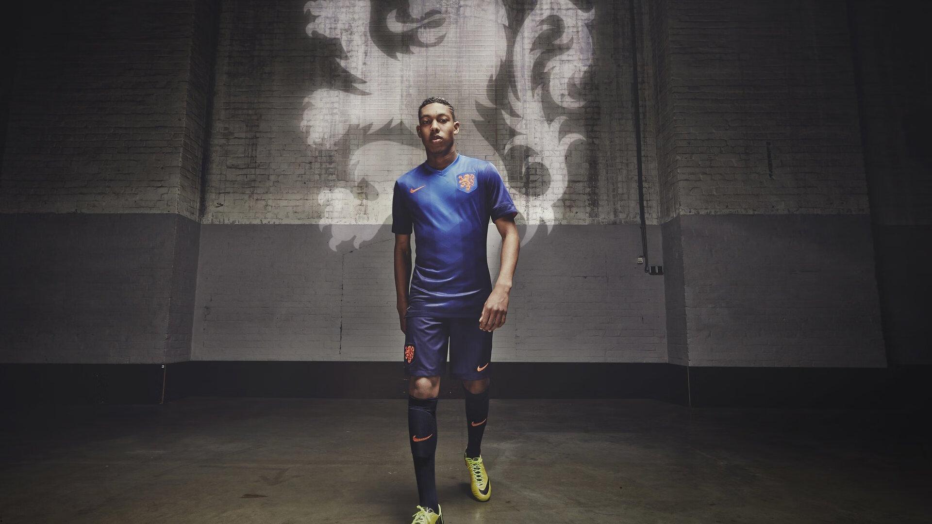 意甲巅峰对决，尤文图斯主场迎战罗马，欧冠与欧联赛场外的关键战役